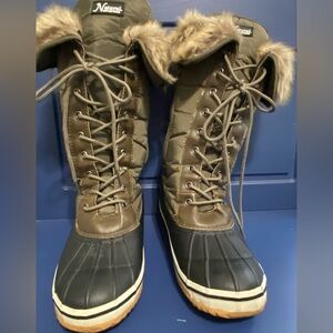 Natural Reflections Ella Fur Collar Boots - Women’s size 7.